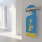 Εκτύπωση Hotel Do Not Disturb Cards: Ο Απόλυτος Οδηγός για Ξενοδόχους (2026)